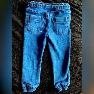 Steve’s Jeans 4T gently used jeans.